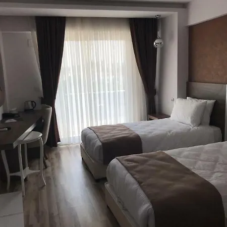 Yalim Garden Park 3*