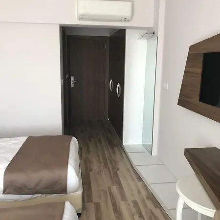 Yalim Garden Park Hotel 3*
